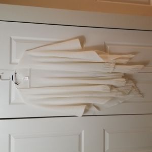 NWOT knit sleeveless poncho